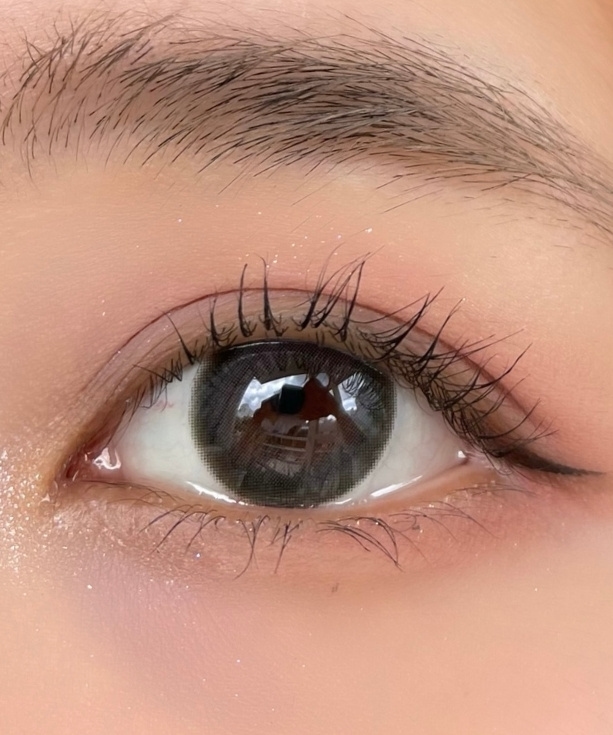 Kính áp tròng ECLIPSE GRAY BLACK (HERA)