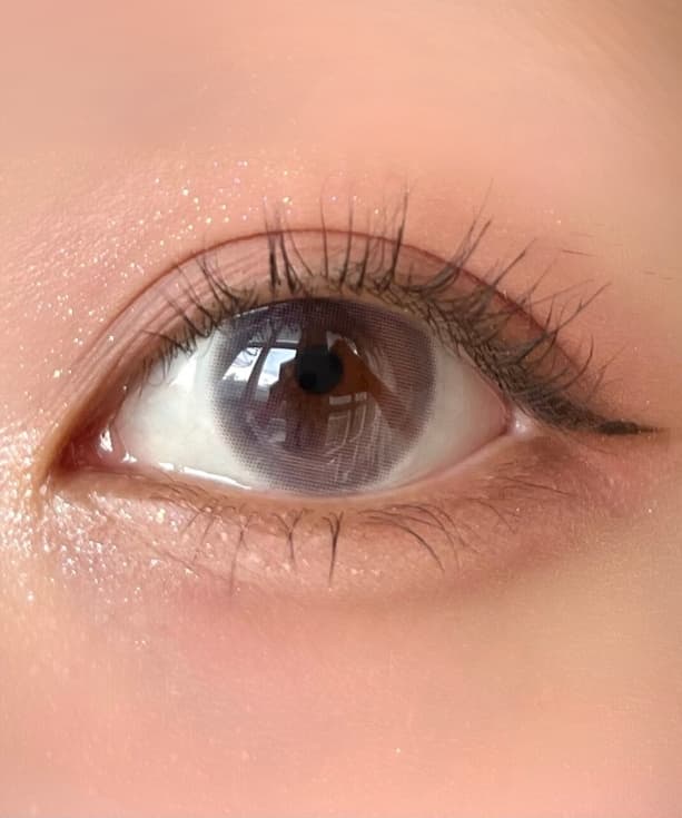 Kính áp tròng BERRY MOON SHADE BEIGE (HERA)